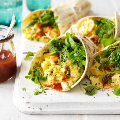 Breakfast soft-shell tacos